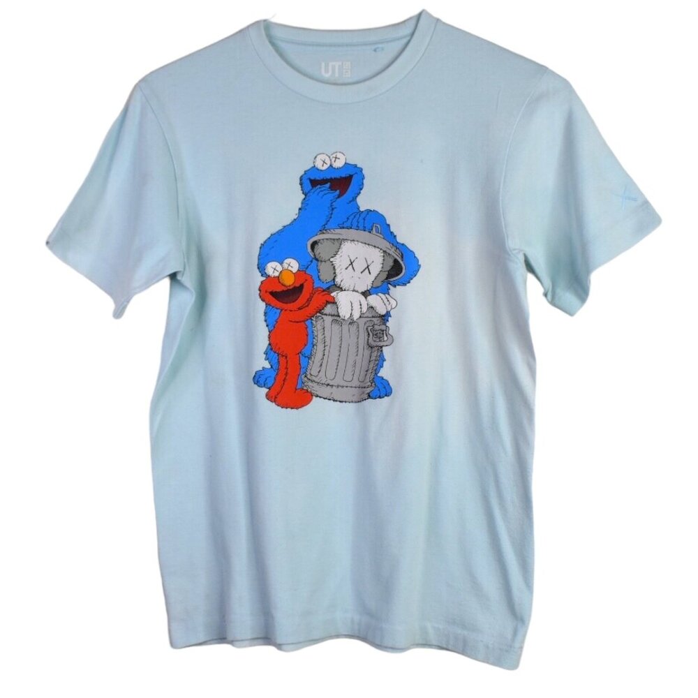Uniqlo x Kaws Tee XS Adult Unisex Sesame Street Elmo Cookie Monster Blue Cotton